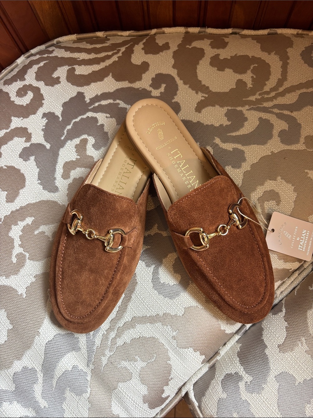 Italian Shoemakers Women's Tan Suede Horsebit Mules 6.5 M